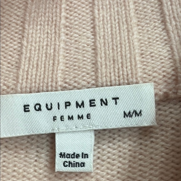 (R6) EQUIMENT Women Pink Turtleneck Sweater, Size M,50%wool y, 50% cashmere - Picture 10 of 14